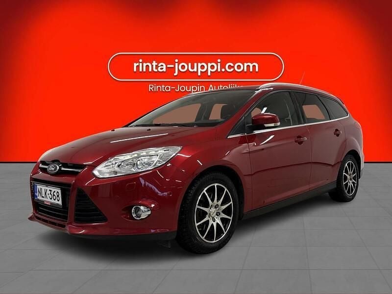 Punainen Käytetty 2013 Ford Focus Trend Viistoperä | 6 880 € (Perustarjous) - Kuva 1/3