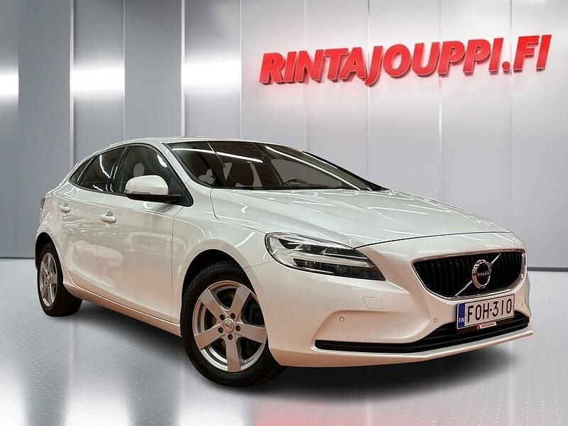 Käytetty 2016 Volvo V40 Business Edition Tila-auto | 14 690 € (Perustarjous) - Kuva 1/3
