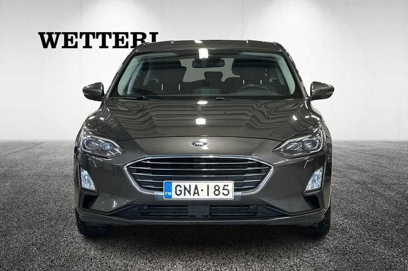 Käytetty Ford Focus Titanium 125 HP (91 kW) 2019 Harmaa Viistoperä