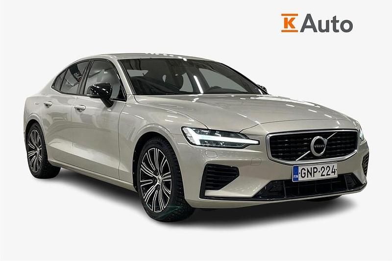 Käytetty Volvo S60 Business Edition 392 HP (288 kW) 2020 Sedan