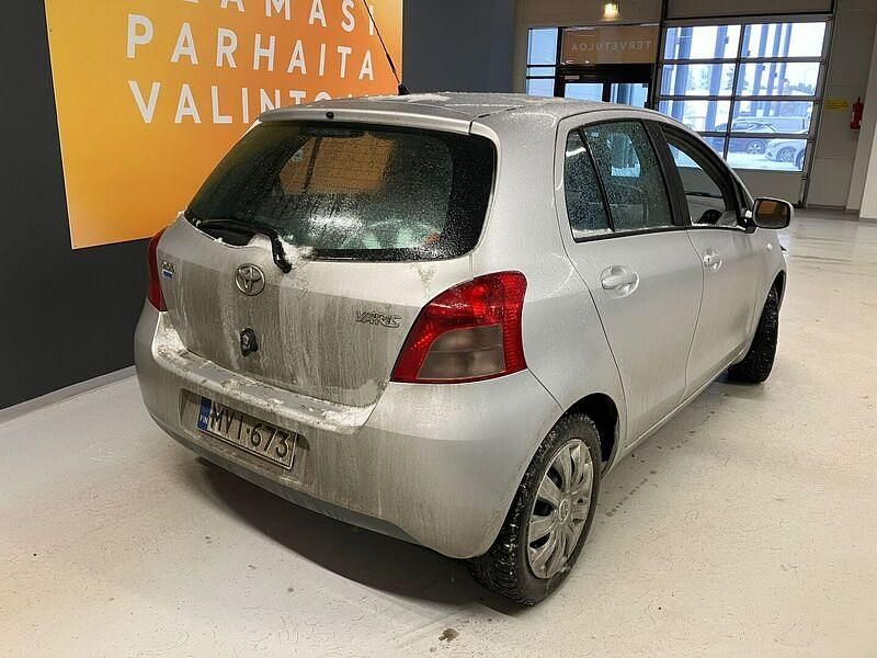 Käytetty Toyota Yaris 87 HP (63 kW) 2009 Viistoperä