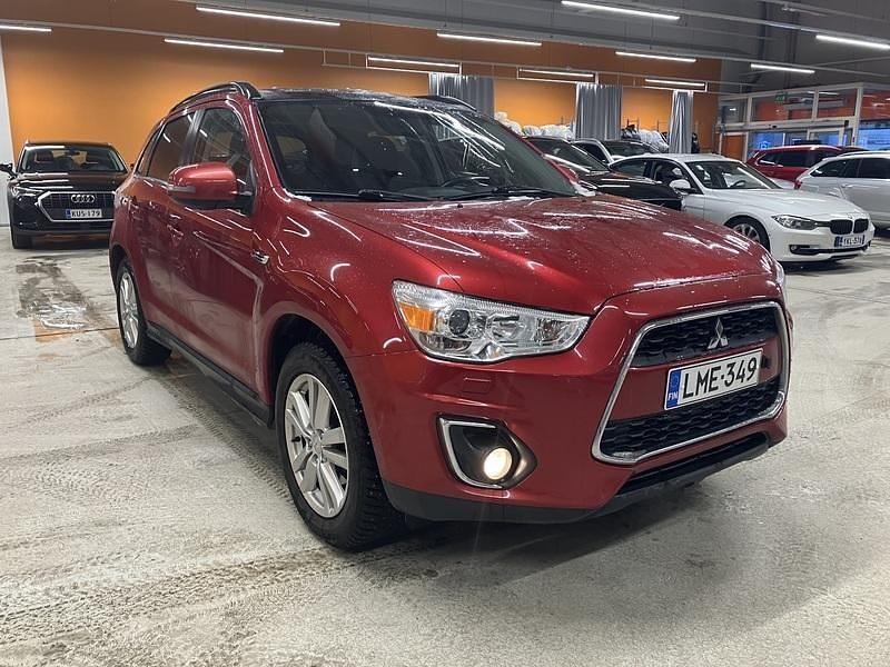 Käytetty Mitsubishi ASX 117 HP (86 kW) 2014 Katumaasturi