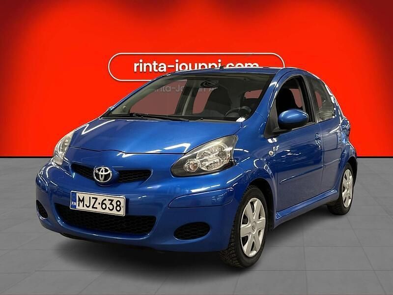 Käytetty 2010 Toyota Aygo Viistoperä | 4 590 € - Kuva 1/4