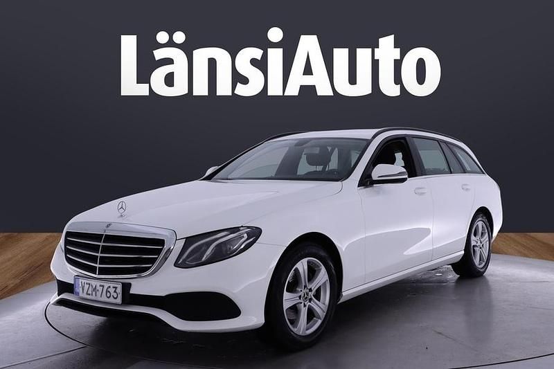 Valkoinen Käytetty 2017 Mercedes E200 Business Farmari | 14 690 € (Perustarjous) - Kuva 1/1