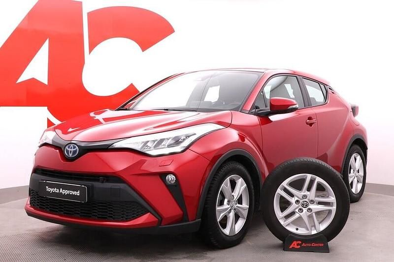 Käytetty Toyota C-HR Active 122 HP (89 kW) 2023 Punainen Katumaasturi