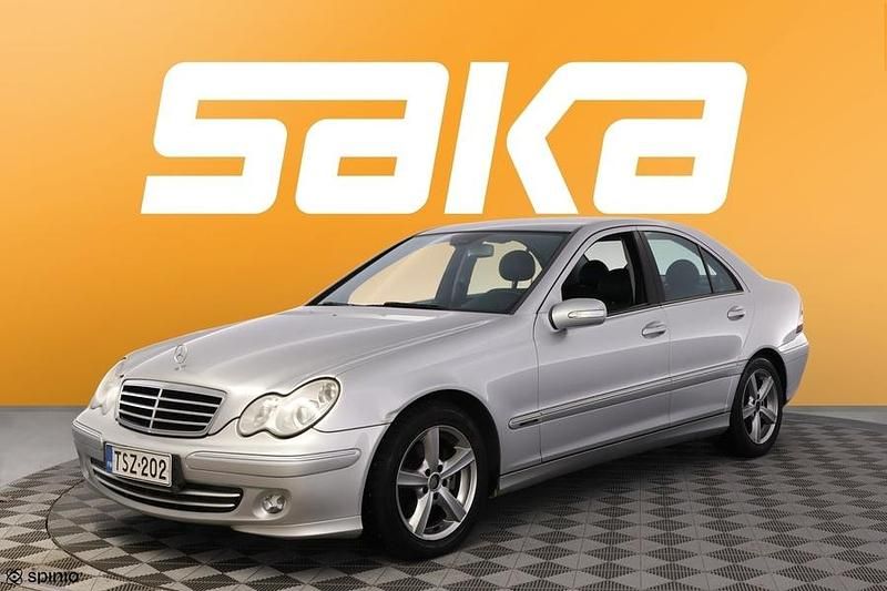Käytetty Mercedes C220 150 HP (110 kW) 2006 Sedan