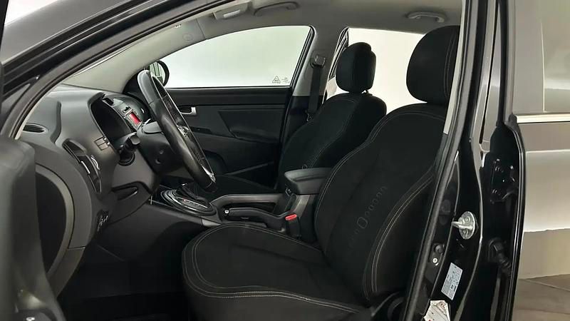 Käytetty Kia Sportage 163 HP (119 kW) 2010 Musta Katumaasturi