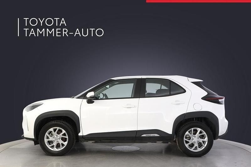 Käytetty Toyota Yaris Cross Active 116 HP (85 kW) 2024 Valkoinen Katumaasturi