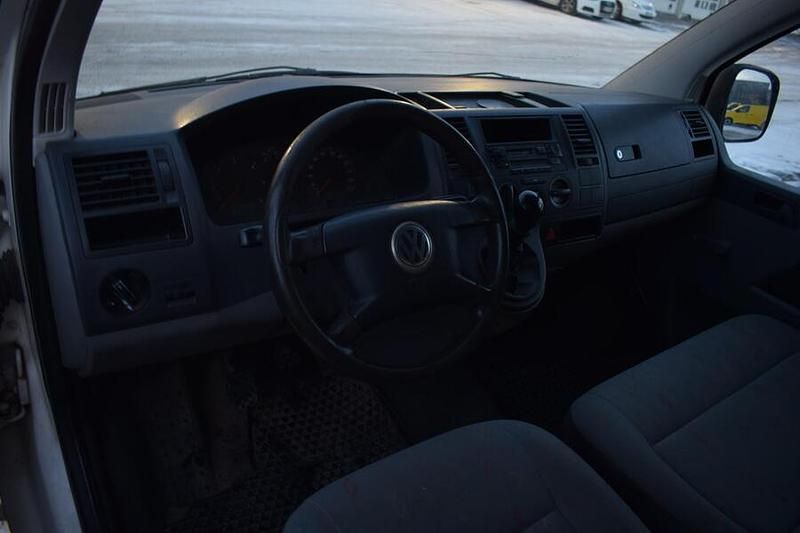 Käytetty VW T5 131 HP (96 kW) 2005 Van