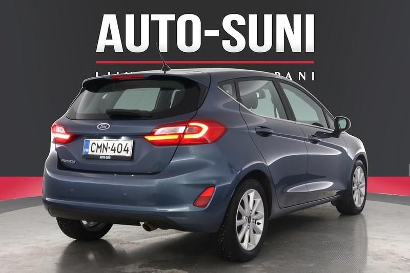 Käytetty Ford Fiesta Titanium 101 HP (74 kW) 2019 Sininen Viistoperä