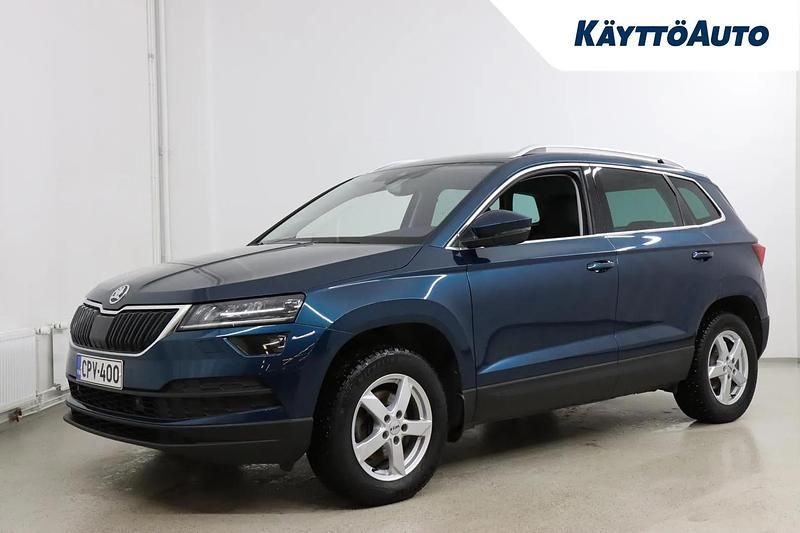 Käytetty Skoda Karoq Business Line 150 HP (110 kW) 2021 Sininen Katumaasturi
