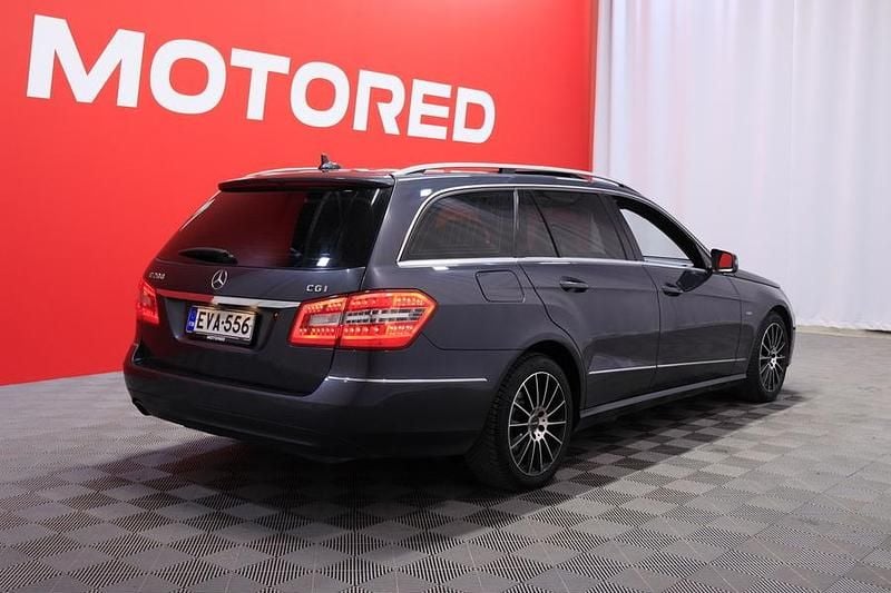 Käytetty Mercedes E200 Avantgarde 184 HP (135 kW) 2011 Farmari