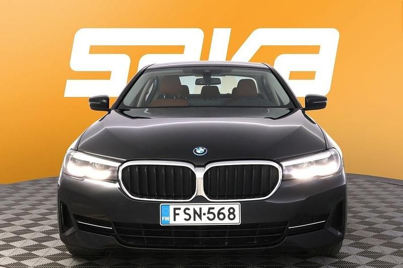 Käytetty BMW 530e Comfort Edition 292 HP (214 kW) 2023 Sedan