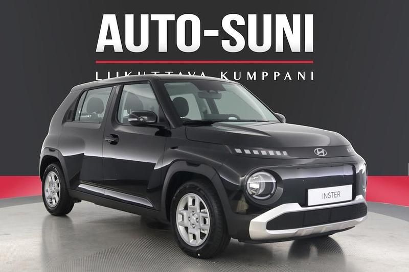 Musta Uusi 2025 Hyundai Inster Viistoperä | 26 500 € (Hyvä tarjous) - Kuva 1/4