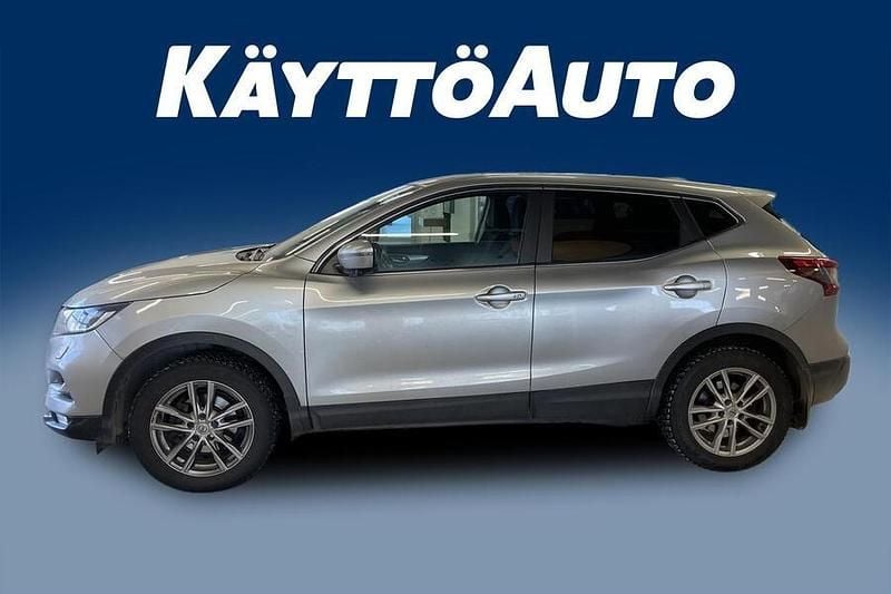 Käytetty Nissan Qashqai N-Connecta 140 HP (102 kW) 2019 Hopea Katumaasturi