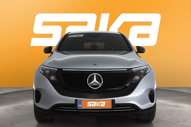 Käytetty Mercedes EQC400 300 kW (408 HP) 2020 Katumaasturi