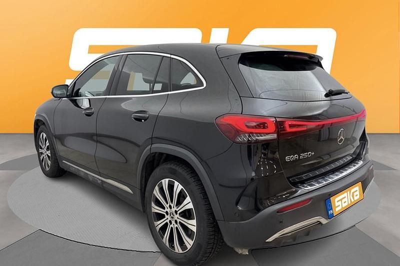 Käytetty Mercedes EQA250+ AMG line 139 kW (190 HP) 2023 Katumaasturi