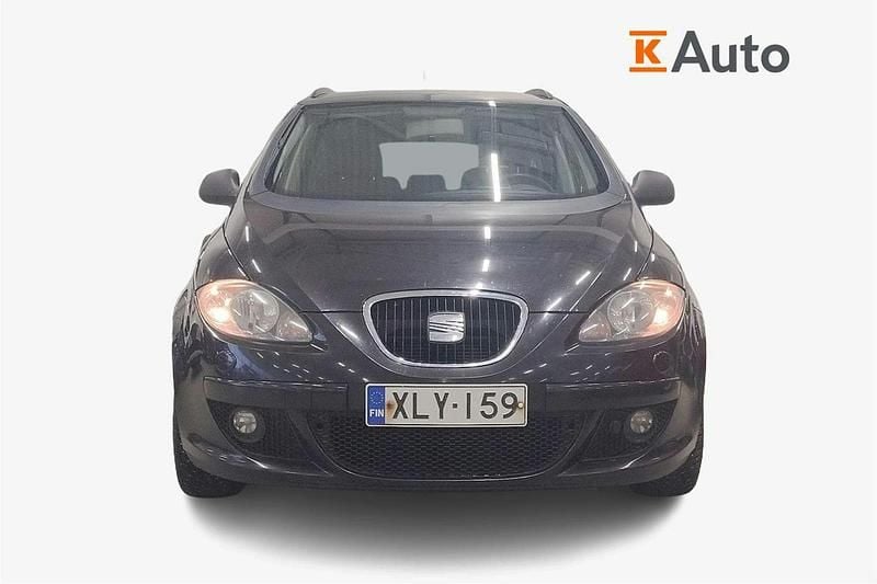 Käytetty Seat Altea XL Reference 105 HP (77 kW) 2009 Musta Tila-auto