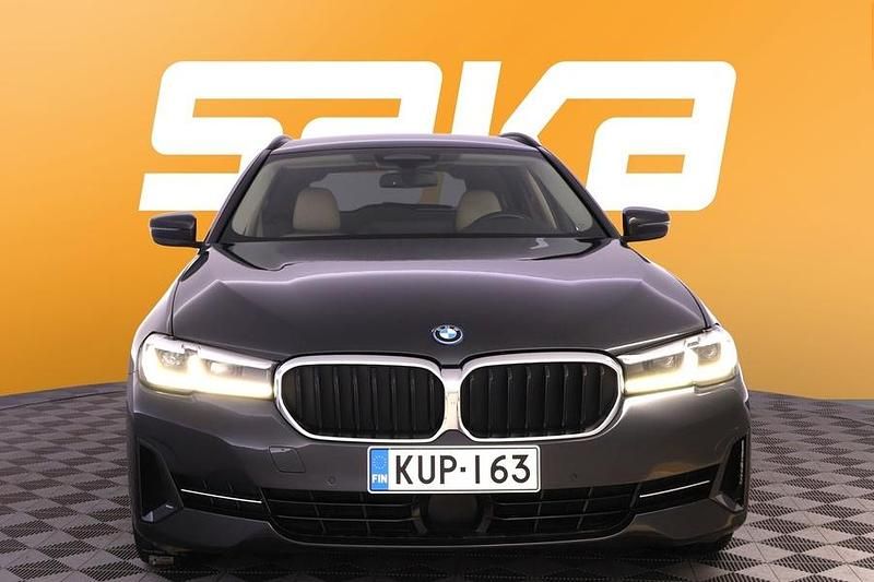 Käytetty BMW 530e M Sport 292 HP (214 kW) 2023 Farmari