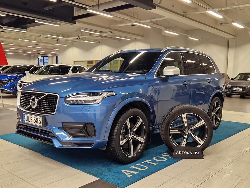 Käytetty Volvo XC90 R-Design 303 HP (222 kW) 2019 720 Katumaasturi