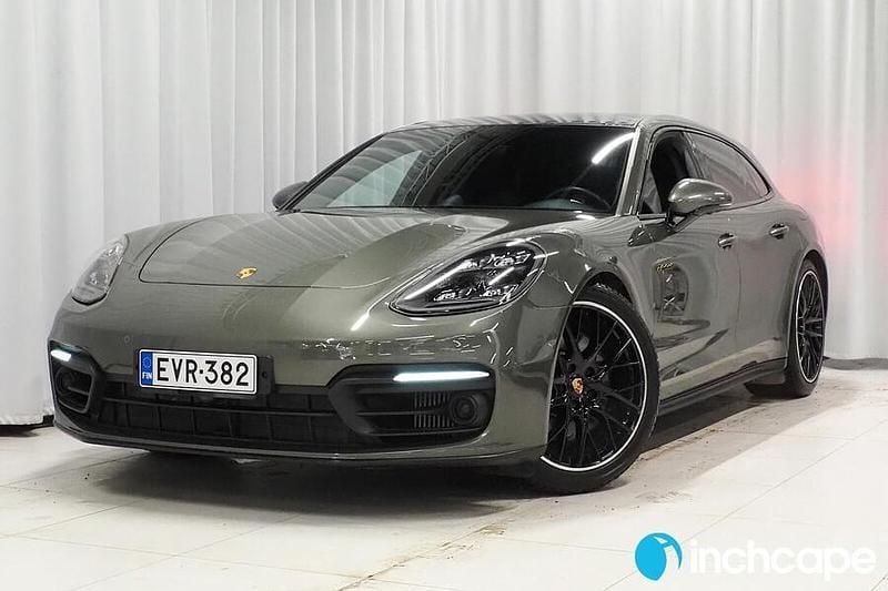 Käytetty 2022 Porsche Panamera Platinum Edition Farmari | 73 990 € (Perustarjous) - Kuva 1/4