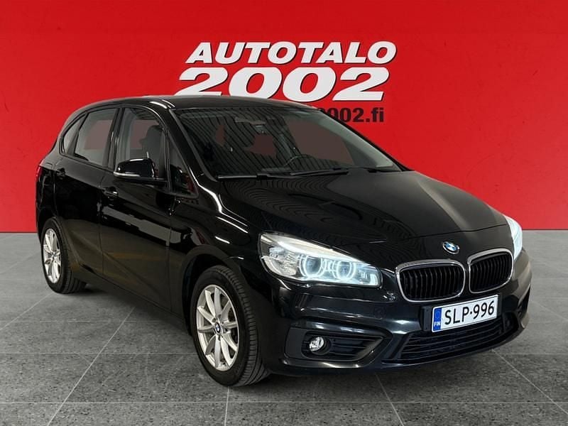Musta Käytetty 2015 BMW 218 Farmari | 11 400 € (Supertarjous) - Kuva 1/4