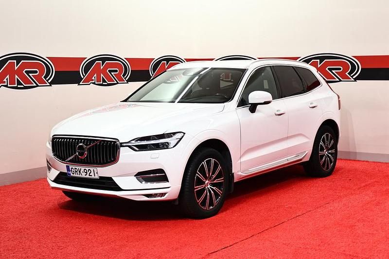 Valkoinen Käytetty 2017 Volvo XC60 Inscription Katumaasturi | 39 900 € (Hieman kallis) - Kuva 1/4