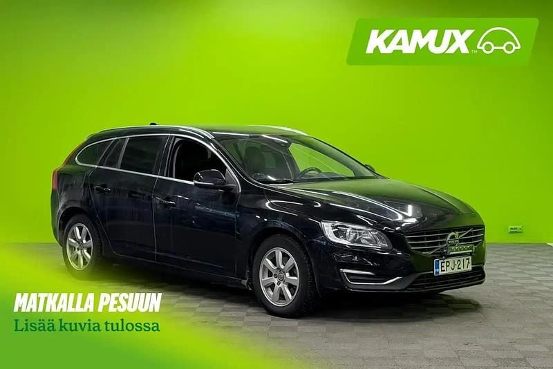 Käytetty Volvo V60 Business Edition 120 HP (88 kW) 2018 Musta Farmari
