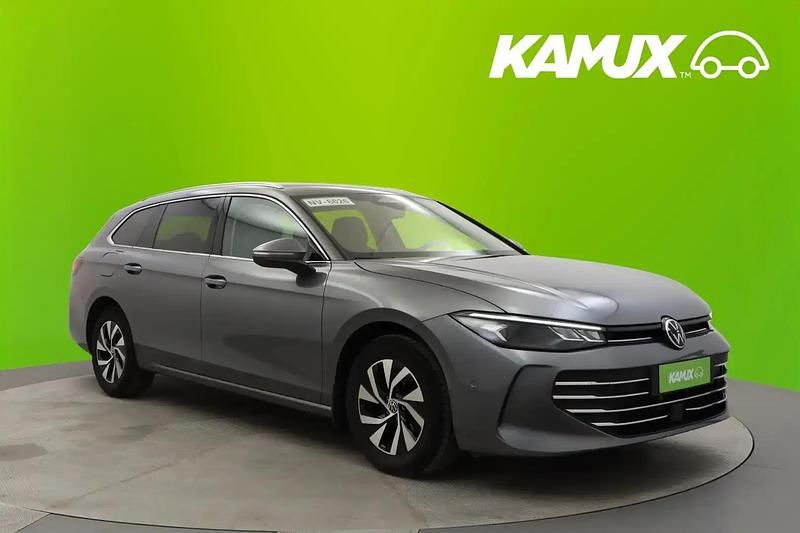Hopea / harmaa Käytetty 2024 VW Passat Business Farmari | 34 870 € - Kuva 1/4