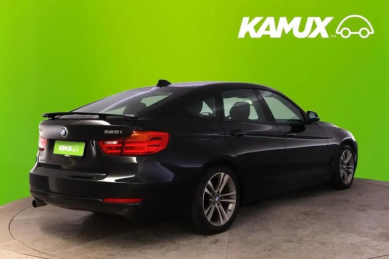 Käytetty BMW 320 Gran Turismo 184 HP (135 kW) 2015 Musta Sedan