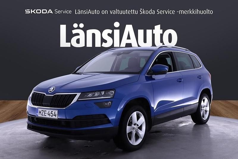 Käytetty Skoda Karoq Business Line 150 HP (110 kW) 2021 Katumaasturi