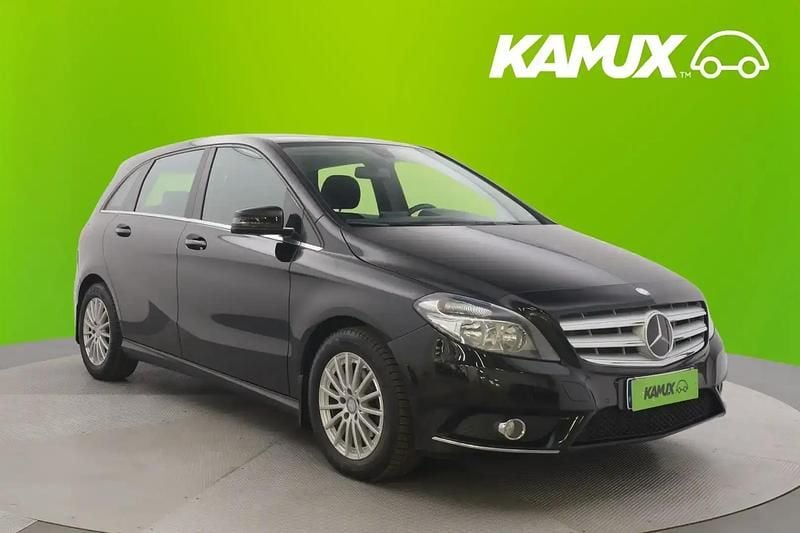 Musta Käytetty 2013 Mercedes B180 Business Tila-auto | 8 900 € (Hyvä tarjous) - Kuva 1/4