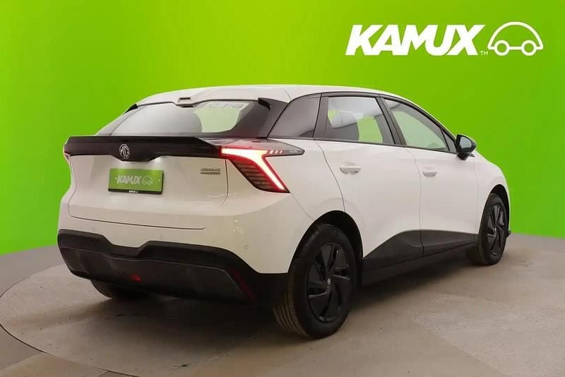 Käytetty MG MG4 EV 125 kW (170 HP) 2023 Valkoinen Viistoperä