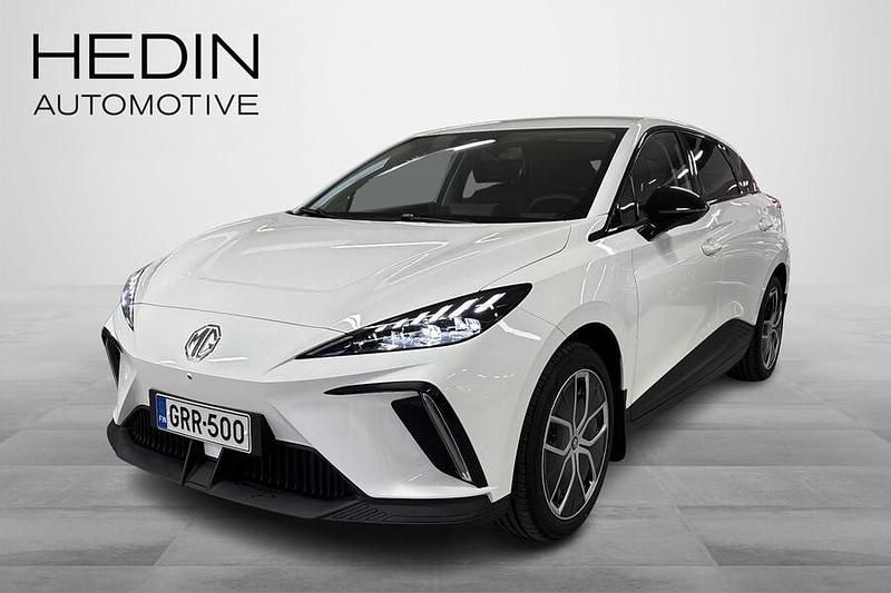 Käytetty MG MG4 EV Luxury 150 kW (204 HP) 2025 Valkoinen Viistoperä