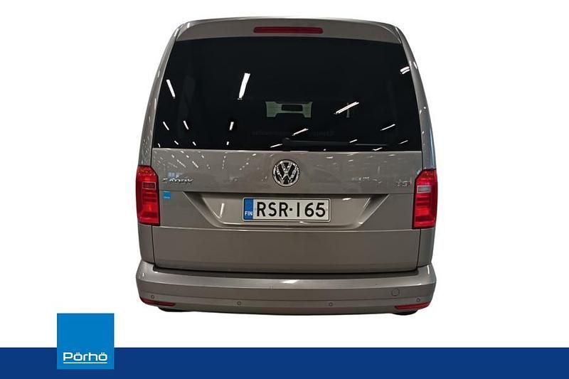 Käytetty VW Caddy Maxi Trendline 125 HP (91 kW) 2018 Peessi Tila-auto