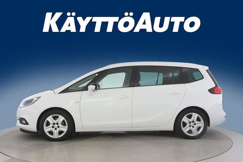 Käytetty Opel Zafira Enjoy 140 HP (102 kW) 2017 Valkoinen Tila-auto