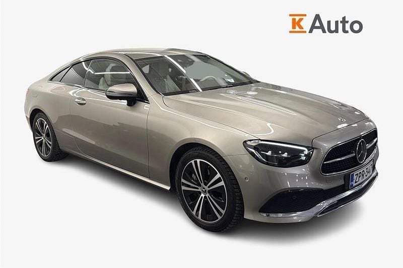 Käytetty Mercedes E400 330 HP (242 kW) 2021 Harmaa Coupe - kaksiovinen