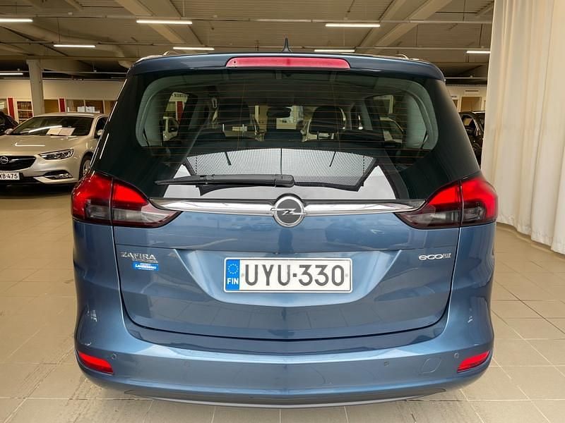Käytetty Opel Zafira Tourer Enjoy 136 HP (100 kW) 2014 Tila-auto
