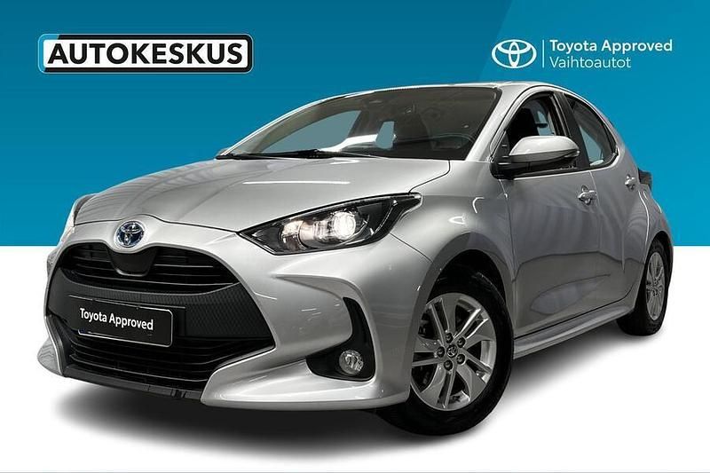 Hopea Käytetty 2024 Toyota Yaris Hybrid Active Viistoperä | 21 490 € (Perustarjous) - Kuva 1/4