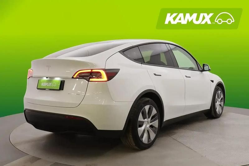 Käytetty Tesla Model Y 378 kW (514 HP) 2022 Valkoinen Katumaasturi