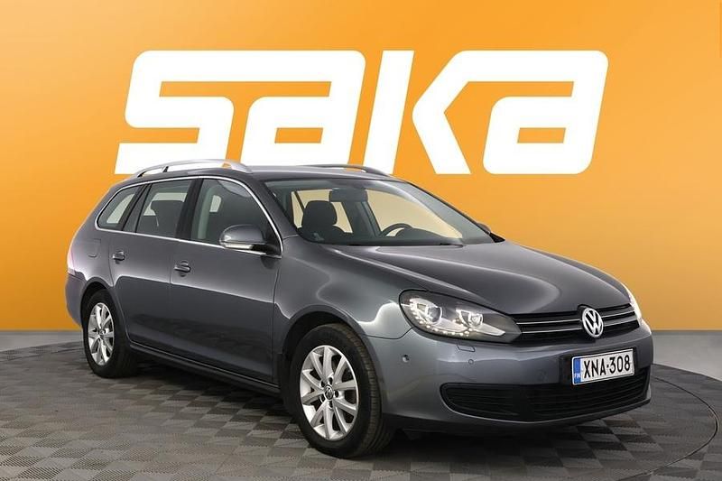 Käytetty 2013 VW Golf VII Comfortline Farmari | 10 900 € (Perustarjous) - Kuva 1/3