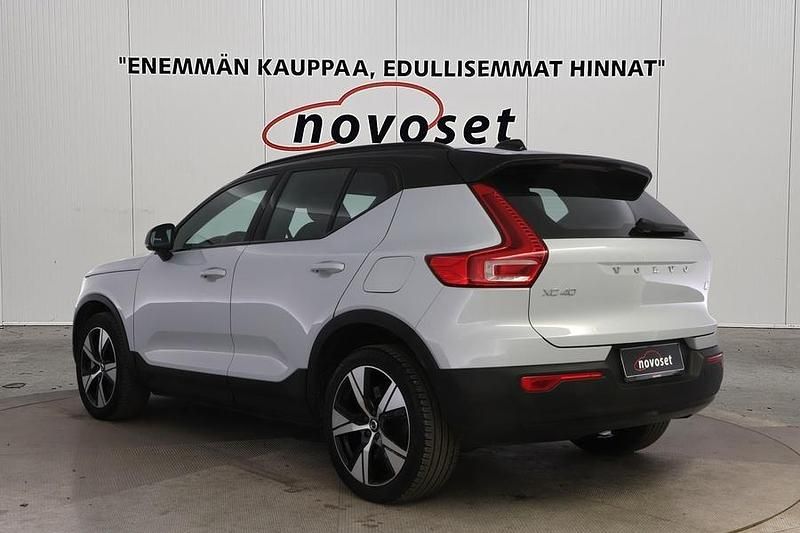Käytetty Volvo XC40 R-Design 300 kW (408 HP) 2021 Valkoinen Katumaasturi