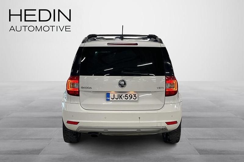 Käytetty Skoda Yeti Elegance 105 HP (77 kW) 2014 Katumaasturi