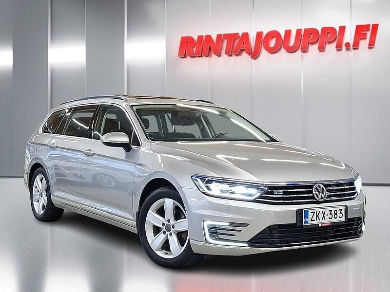 Käytetty VW Passat GTE 218 HP (160 kW) 2017 Harmaa Farmari