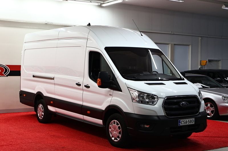 Käytetty Ford Transit Trend 131 HP (96 kW) 2021 Valkoinen Van
