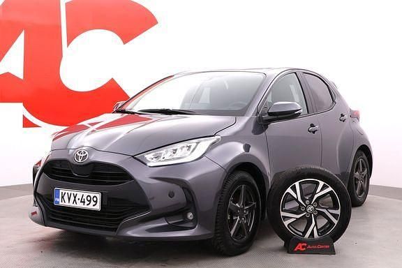 Harmaa Käytetty 2024 Toyota Yaris Edition Viistoperä | 23 290 € (Hieman kallis) - Kuva 1/4
