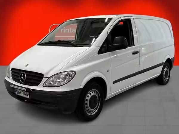 Hopea Käytetty 2001 Mercedes C220 Elegance Sedan | 4 500 € - Kuva 1/4