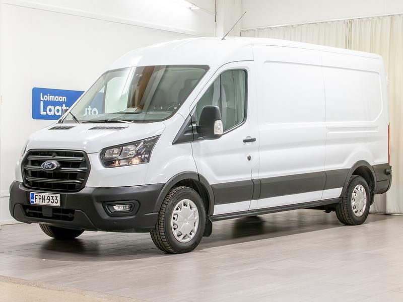 Käytetty Ford Transit Trend 129 HP (94 kW) 2023 Valkoinen Van