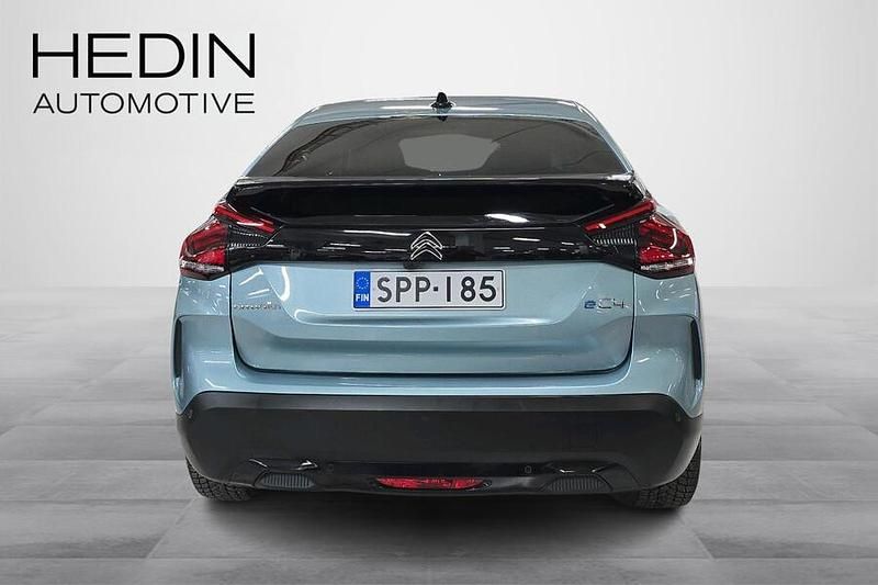 Käytetty Citroën e-C4 Shine 114 kW (156 HP) 2023 Sininen Viistoperä