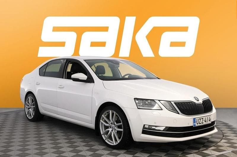 Käytetty Skoda Octavia LAURIN & KLEMENT 180 HP (132 kW) 2018 Viistoperä